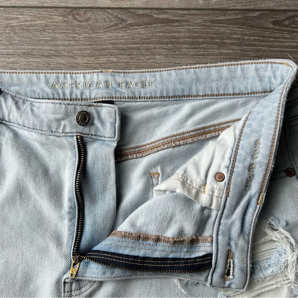 American Eagle Outfitters Distressed Stretch Mom Jean Shorts - Picture 5 of 14